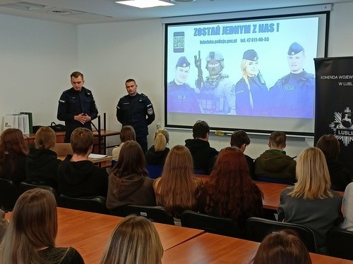 zmniejszony3.jpg (50,37 kB)