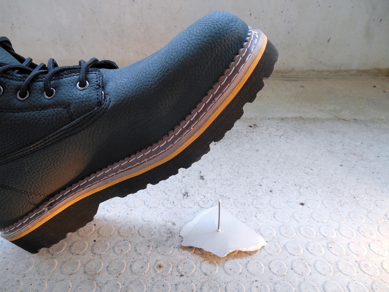 wypadek przy pracy.jpg (315,02 kB)